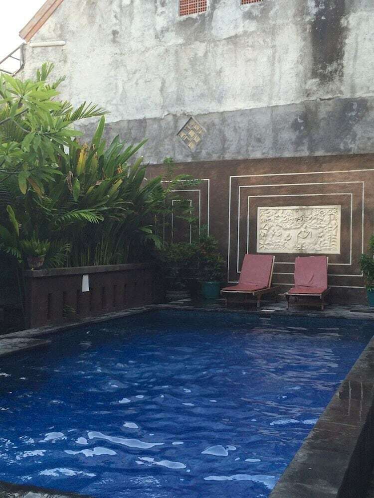 Hotel Waringin Home Stay