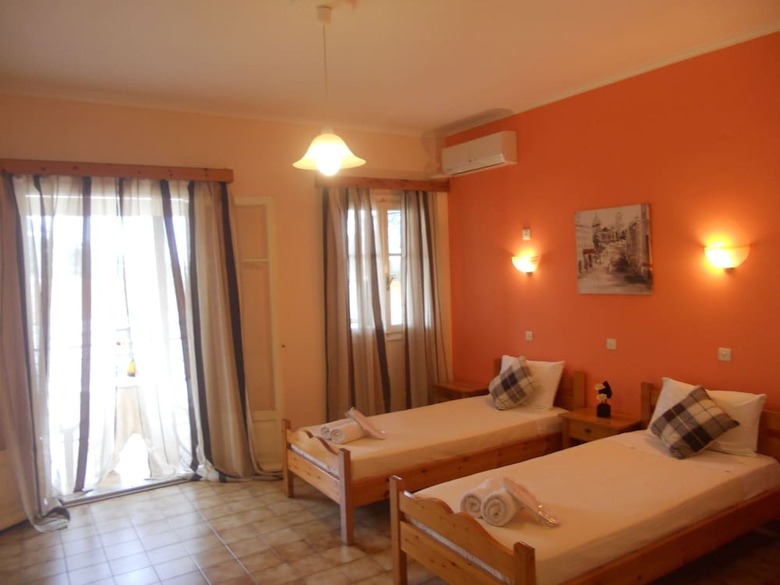 Aparthotel Elli-marina Studios & Apartments