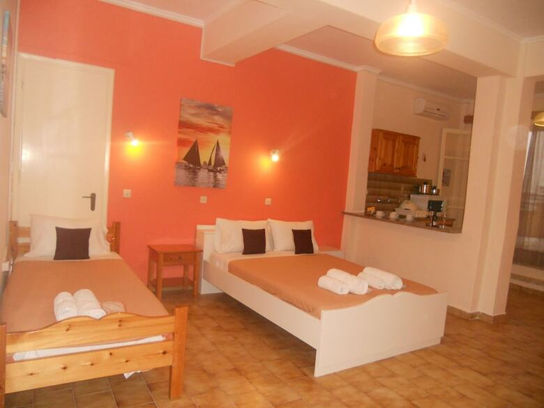 Aparthotel Elli-marina Studios & Apartments