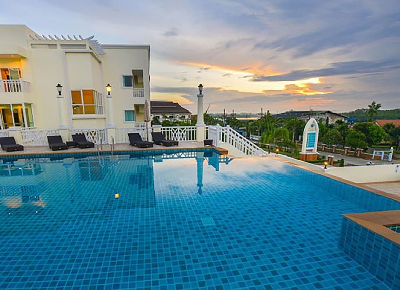 Hotel Krabi Front Bay Resort
