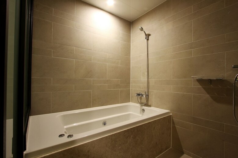 R.lee Suite Hotel Songdo