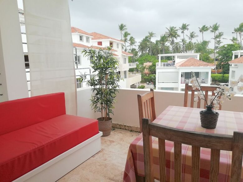 Villa Los Corales Tropical Beach Resort & Spa