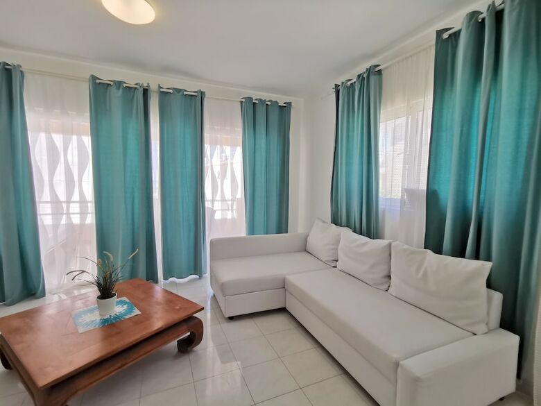 Villa Los Corales Tropical Beach Resort & Spa