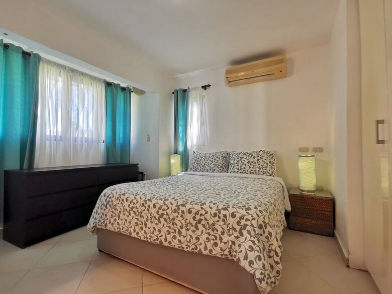 Villa Los Corales Tropical Beach Resort & Spa