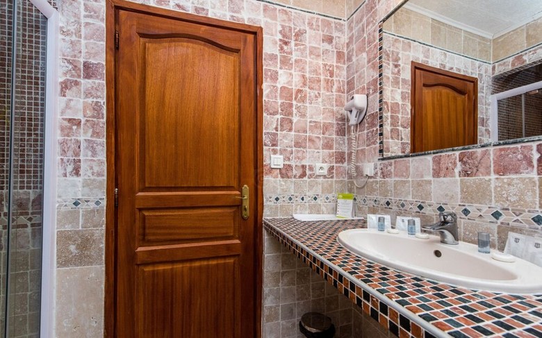 Hotel H�tel Le Catalan Restaurant Le Miradou