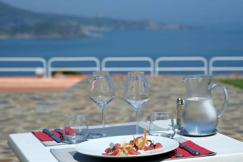 Hotel H�tel Le Catalan Restaurant Le Miradou