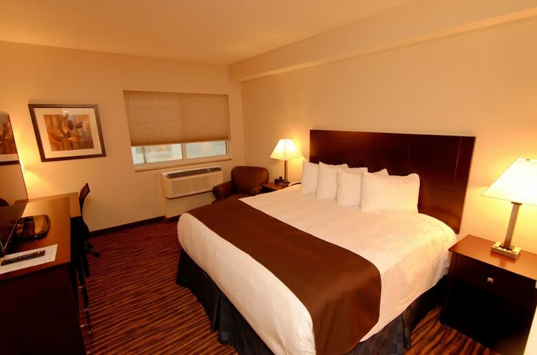 Hotel Cobblestone Inn & Suites - Fort Madison