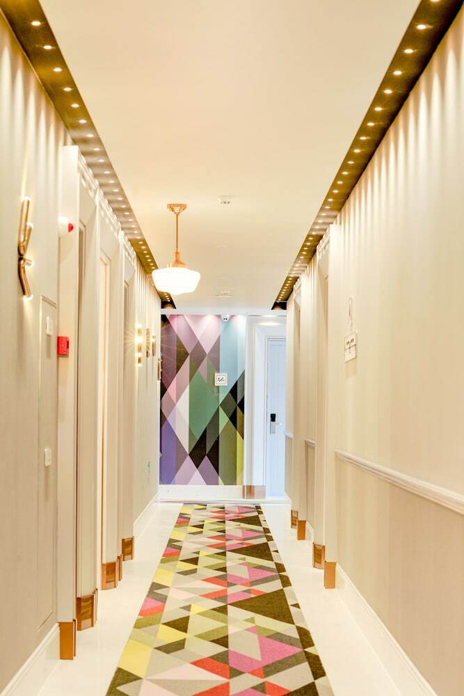 Ibis Styles Shanghai New Hongqiao Hotel