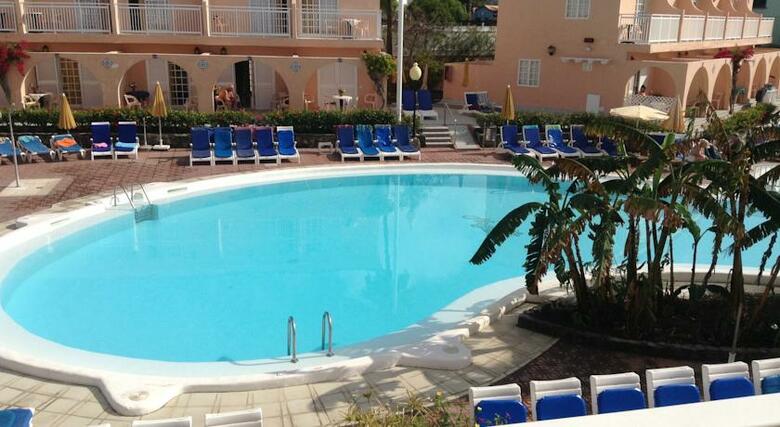 Apartamentos Bungalows Parque Nogal