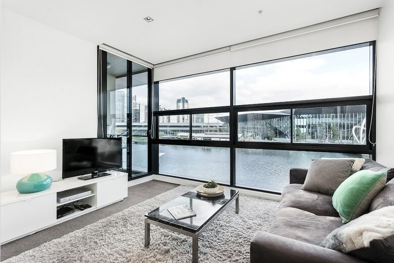 Waterfront Melbourne Apartments