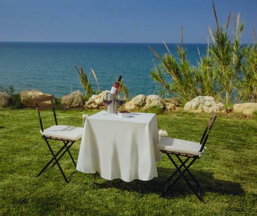 Kallinousa Beach Villa