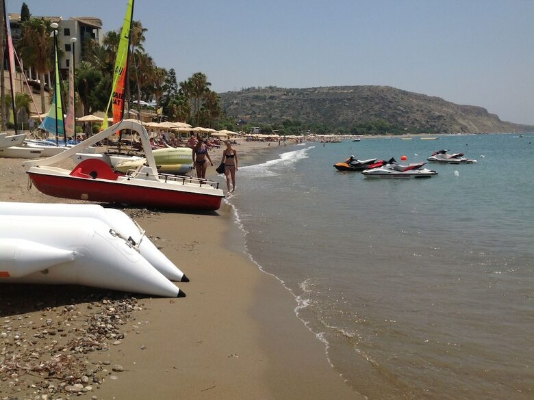 Skeleas Pissouri Apartments