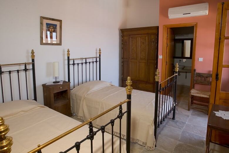 Apartamento Eveleos Country House