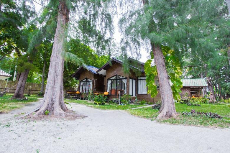Hotel Salisa Resort