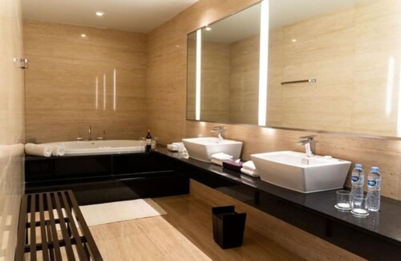 Sensa Hotel