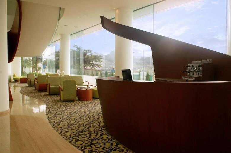 Sensa Hotel