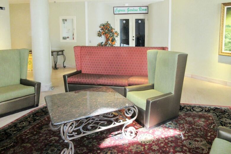 Hotel Econo Lodge