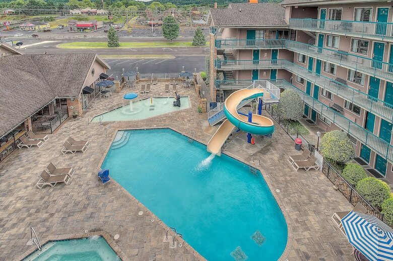 Hotel Accommodation By Willow Brook Lodge