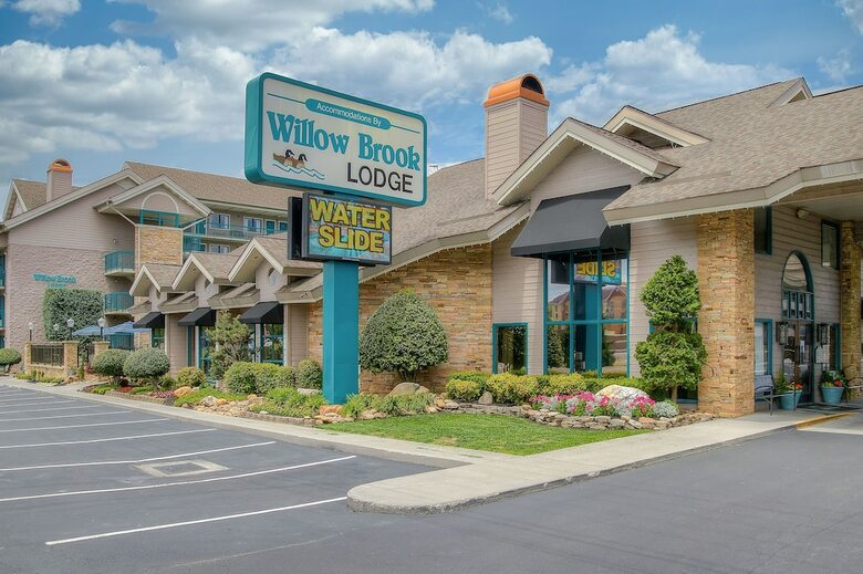 Hotel Accommodation By Willow Brook Lodge