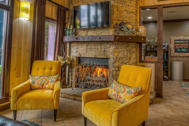 Hotel Accommodation By Willow Brook Lodge