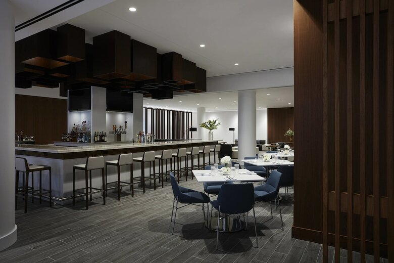 Hotel Long Island Marriott
