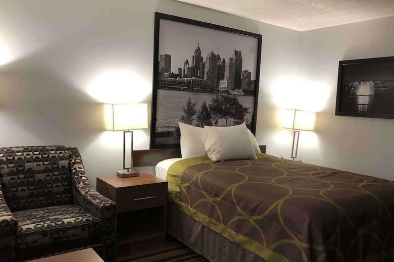 Motel Super 8 By Wyndham Windsor/dougall