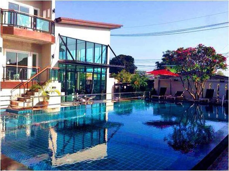 Hotel Bee Orchid Pool Villa