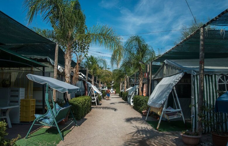 Le Palme Village