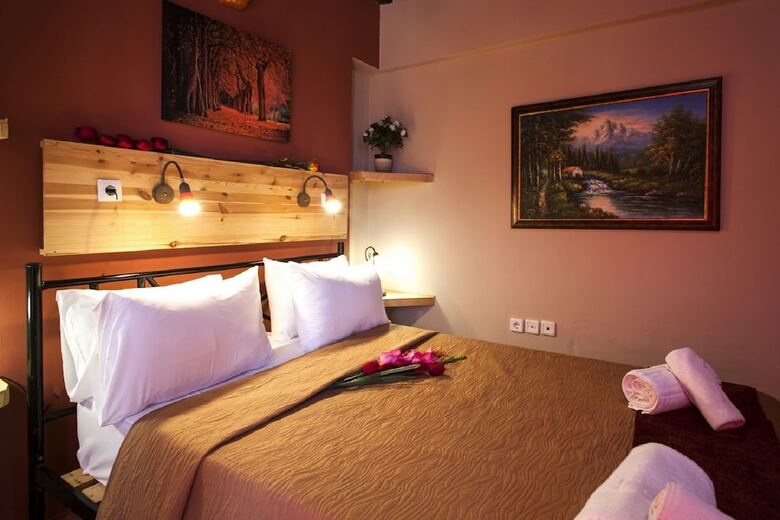 Aparthotel Estate Kares