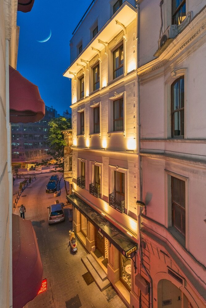 Ada Karakoy Hotel - Special Class