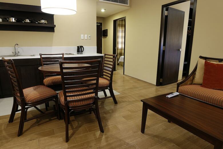 Hotel Summit Ridge Tagaytay