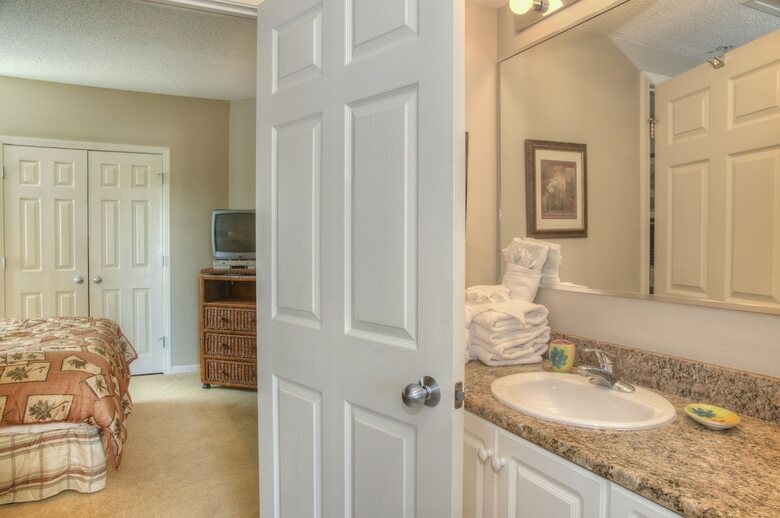 Barefoot Resort By Palmetto Vacations