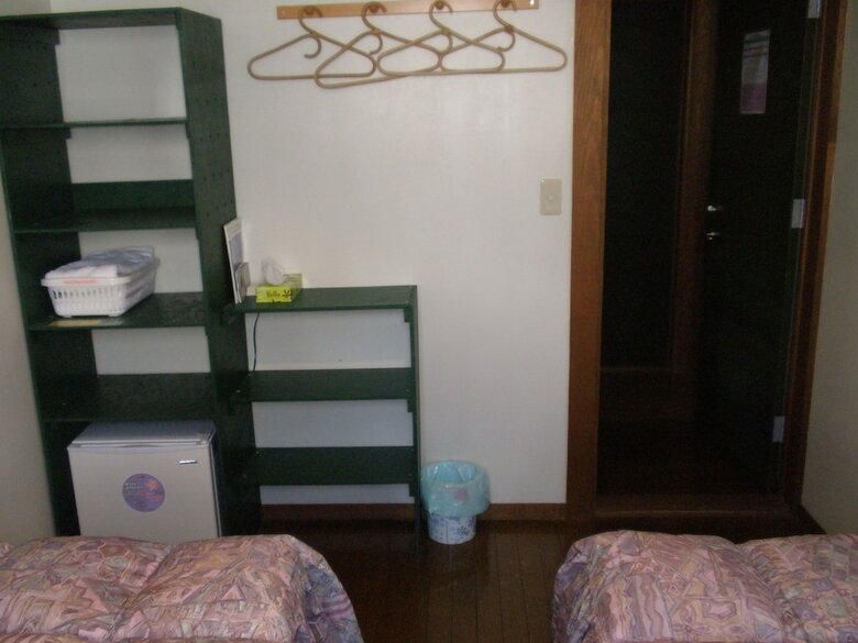 Bed & Breakfast Pension & Restaurant Bistare Kana