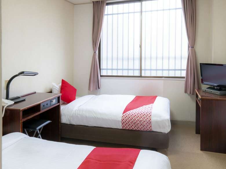 Oyo Business Hotel Suehiro Matsuyama