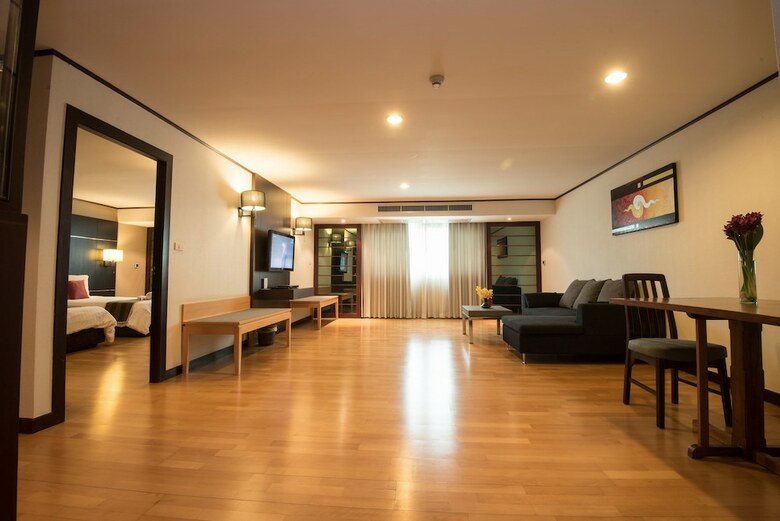 Hotel Alpine Golf Resort Chiang Mai