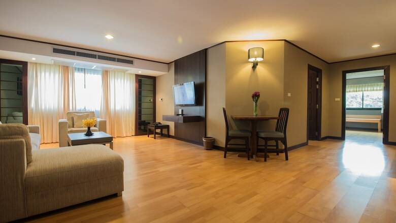 Hotel Alpine Golf Resort Chiang Mai