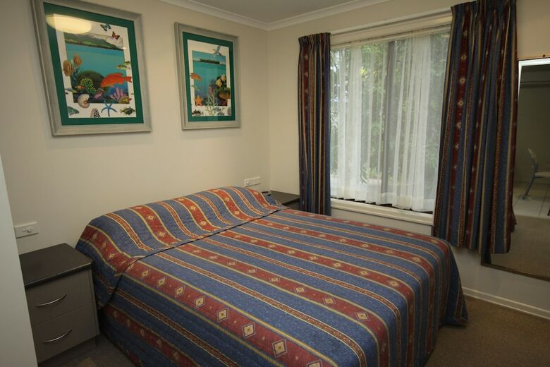 Cabana Brisbane Gateway Resort