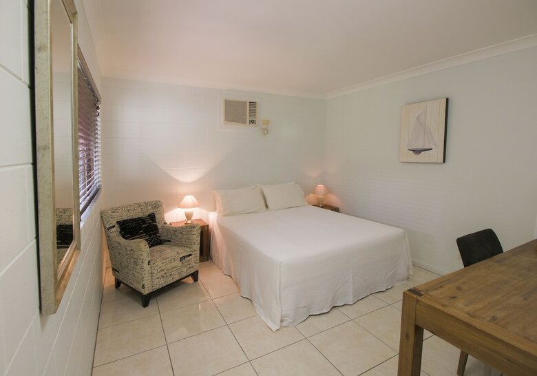 Hotel Hillcrest Guest House Cooktown