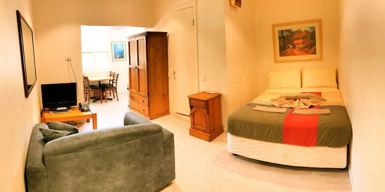 The Manly Lodge Boutique Hotel