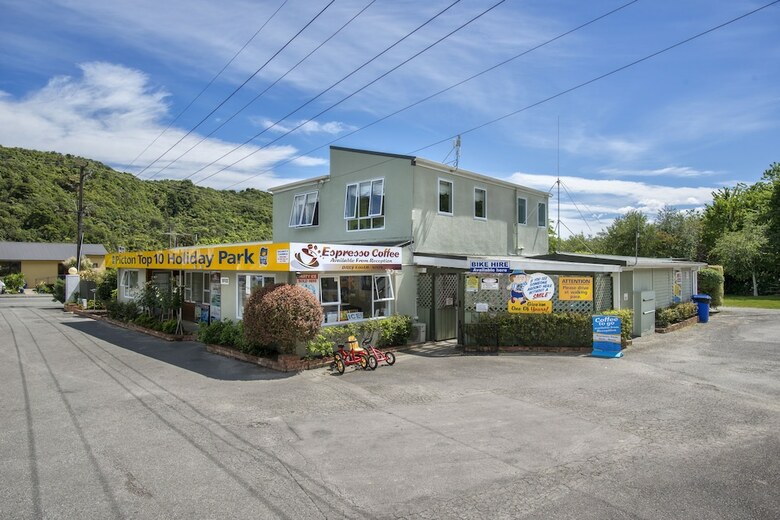 Picton Top10 Holiday Park