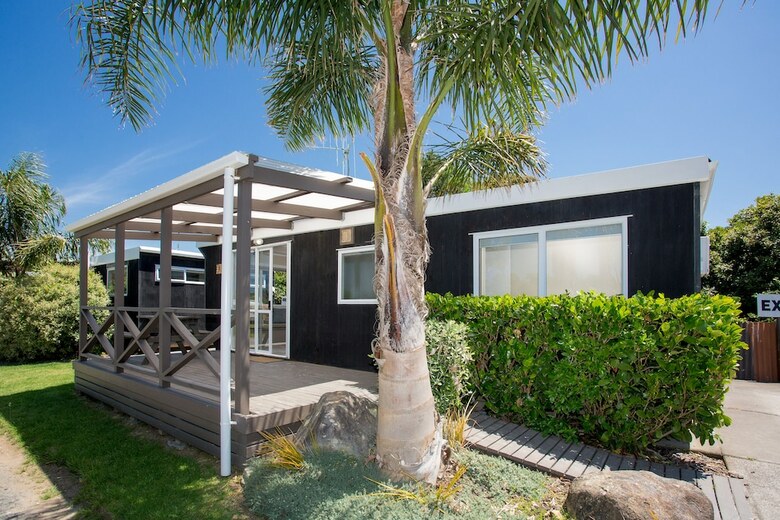Cabana Beachaven Top 10 Holiday Park