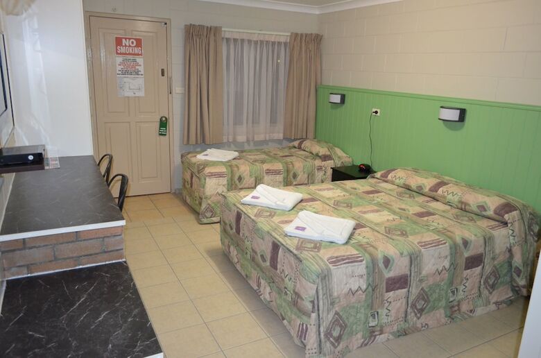 Welcome Home Motel And Apartments