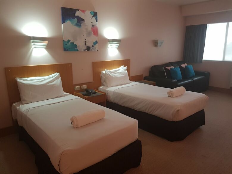 Tamwell Motel And Coffee Lounge