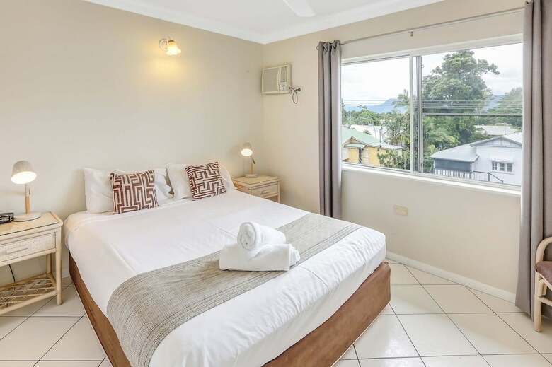 Koala Court Holiday Apartments