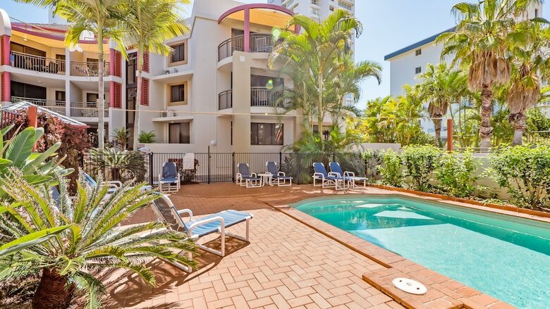 Burleigh On The Beach Holiday Apartments