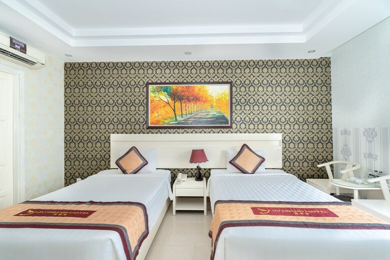 Jay Grand Hotel