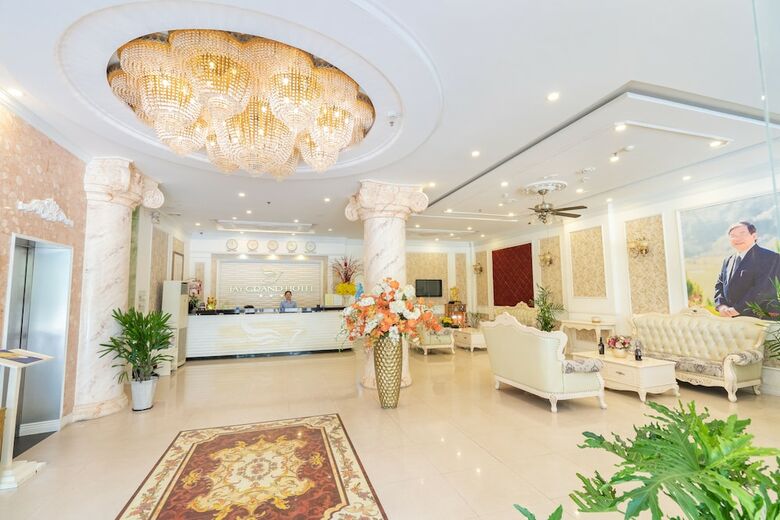 Jay Grand Hotel
