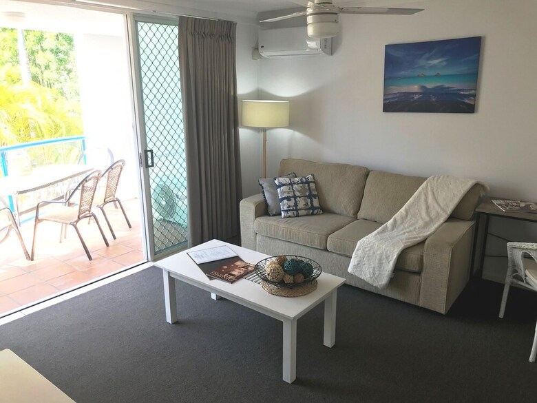 Apartamentos Surfers Beach Resort 2