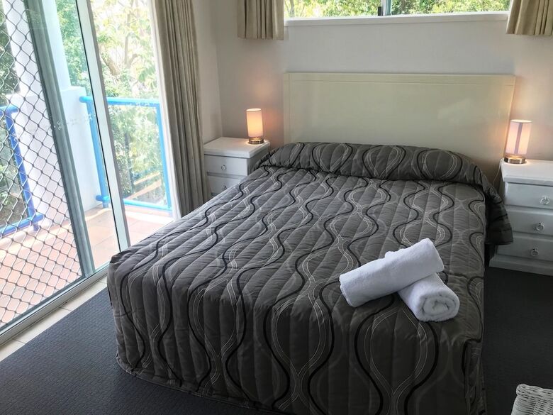 Apartamentos Surfers Beach Resort 2