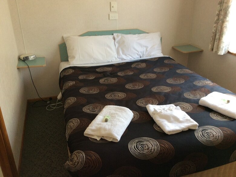 Golden Country Motel & Caravan Park